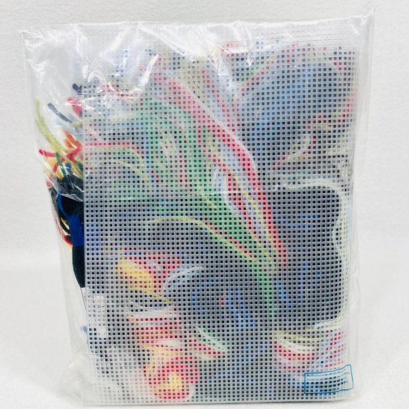 Plastic Canvas Holiday Banner Kit - New - Picture 4 of 4